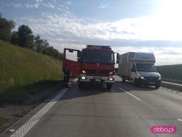 Wypadek trzech pojazdów na A4 