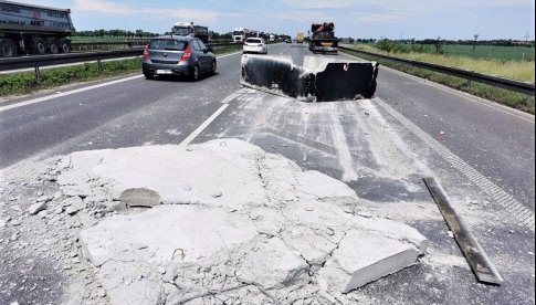 Niebezpieczne zdarzenie na autostradzie A4