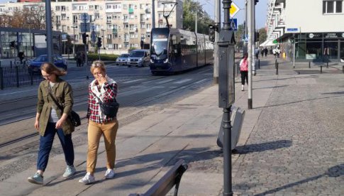 ZDiUM: Rozbudowa peronów tramwajowych na Nowym Targu i zmiana miejsca wjazdu na płytę Rynku