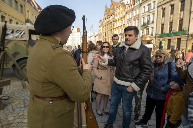 [FOTO, WIDEO] Wrocławianie świętowali niepodległość