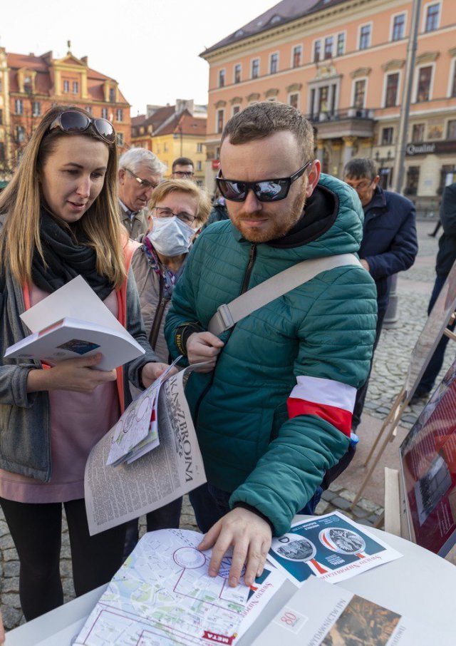 [FOTO, WIDEO] Wrocławianie świętowali niepodległość