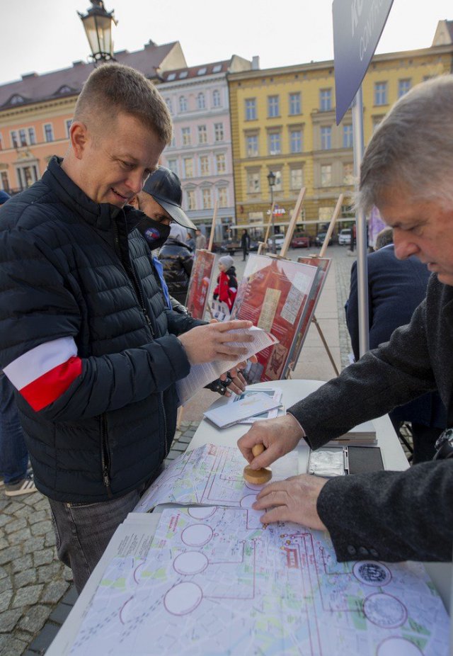 [FOTO, WIDEO] Wrocławianie świętowali niepodległość