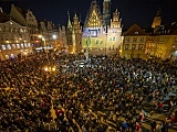 [FOTO] Wrocławianie manifestowali solidarność z Ukrainą