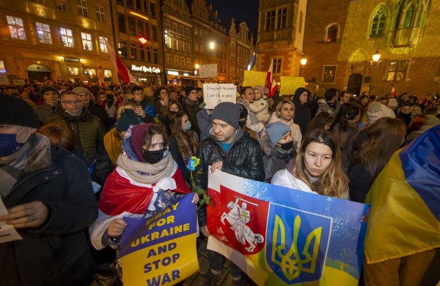 [FOTO] Wrocławianie manifestowali solidarność z Ukrainą