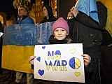 [FOTO] Wrocławianie manifestowali solidarność z Ukrainą
