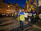 [FOTO] Wrocławianie manifestowali solidarność z Ukrainą