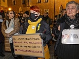 [FOTO] Wrocławianie manifestowali solidarność z Ukrainą
