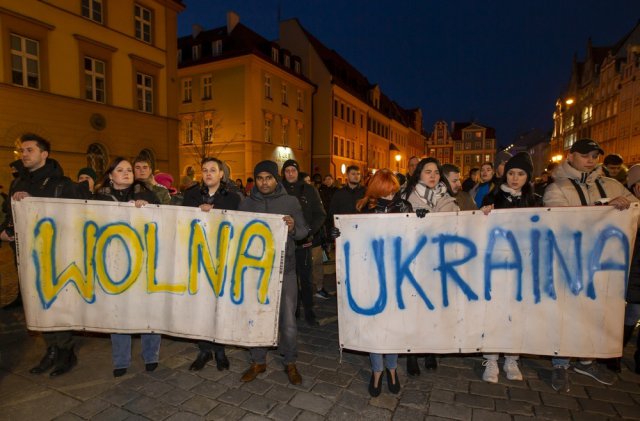 [FOTO] Wrocławianie manifestowali solidarność z Ukrainą