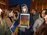 [FOTO] Wrocławianie manifestowali solidarność z Ukrainą