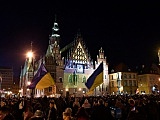 [FOTO] Wrocławianie manifestowali solidarność z Ukrainą