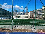 [FOTO] Remont boiska sportowego przy SP nr 93 dobiega końca