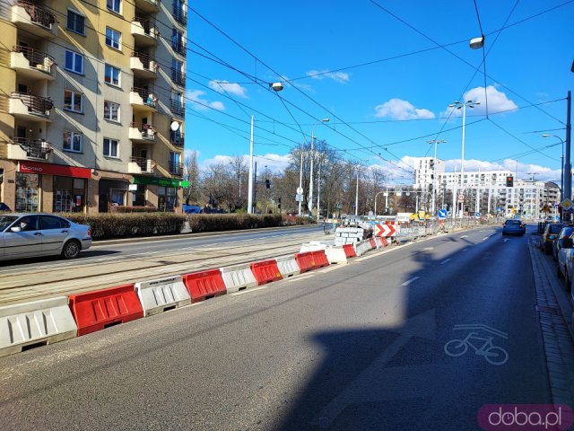 [FOTO] Postępują prace remontowe na skrzyżowaniu Jedności Narodowej i Słowiańskiej