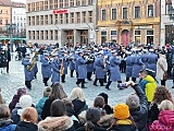 [FOTO, WIDEO] Na wrocławskim Rynku odegrano hymny Ukrainy i Polski