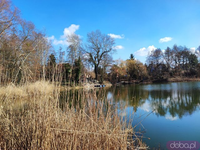 Ciekawe, mało znane miejsca Wrocławia cz. 5: Pawłowice - Pałac Kornów, park, jezioro