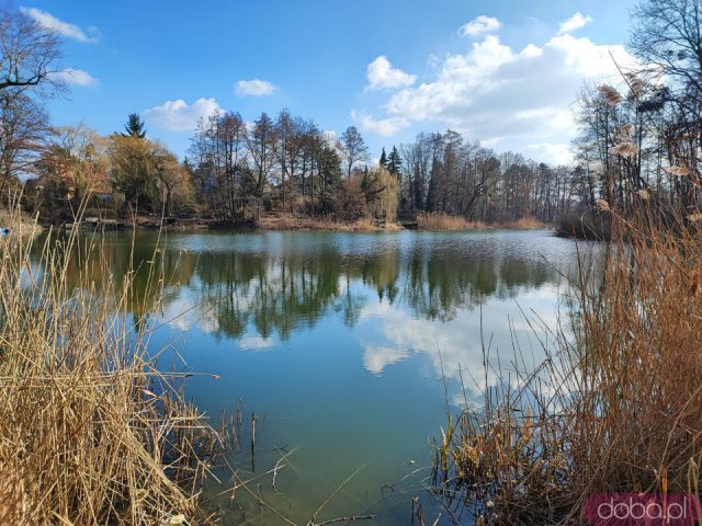 Ciekawe, mało znane miejsca Wrocławia cz. 5: Pawłowice - Pałac Kornów, park, jezioro