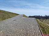 Ciekawe, mało znane miejsca Wrocławia cz. 6: Park Mamuta, Wzgórze Oporowskie i Park Grabiszyński