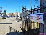[FOTO] Uchodźcy z Ukrainy otrzymują pomoc we Wrocławiu