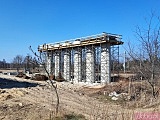 [FOTO] Trwa budowa 160-metrowego wiaduktu w ciągu obwodnicy Leśnicy 