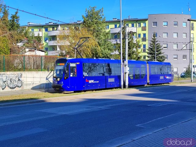 Utrudnienia w zachodniej części miasta: Jak kursują tramwaje i komunikacja zastępcza?