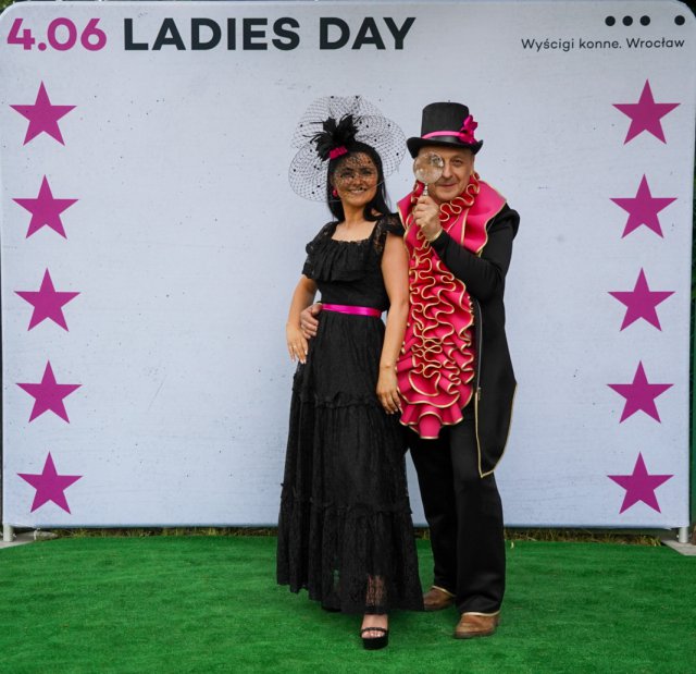 Ladies Day na Partynicach nie zawiodło. Była wyścigowa elegancja i emocjonujące wyścigi