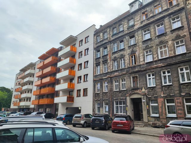 [FOTO] Kamienice na Przedmieściu Oławskim odzyskują dawny blask