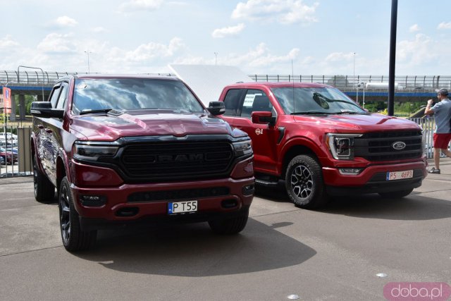 [DUŻO ZDJĘĆ, WIDEO] Zlot amerykańskich samochodów American Cars Mania we Wrocławiu