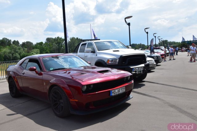 [DUŻO ZDJĘĆ, WIDEO] Zlot amerykańskich samochodów American Cars Mania we Wrocławiu