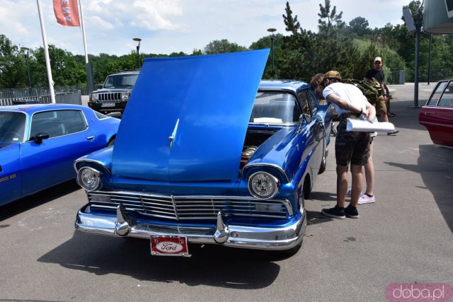 [DUŻO ZDJĘĆ, WIDEO] Zlot amerykańskich samochodów American Cars Mania we Wrocławiu