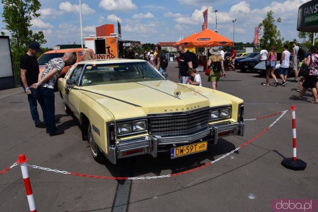 [DUŻO ZDJĘĆ, WIDEO] Zlot amerykańskich samochodów American Cars Mania we Wrocławiu