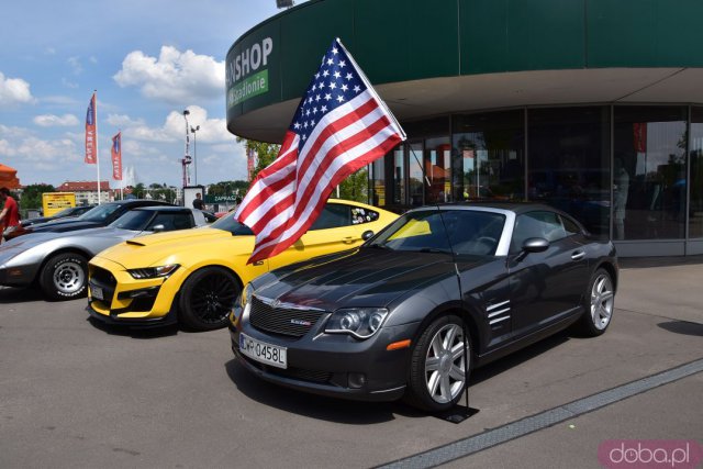 [DUŻO ZDJĘĆ, WIDEO] Zlot amerykańskich samochodów American Cars Mania we Wrocławiu