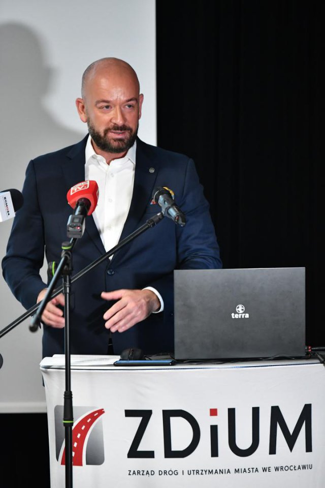 Ruch na ul. Żwirki i Wigury zostanie przywrócony. Jak przebiegała inwestycja?