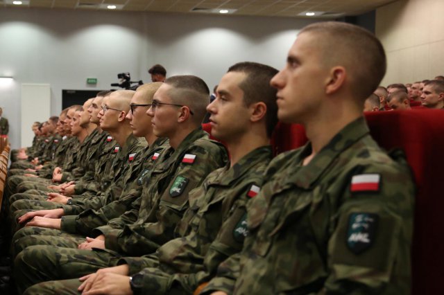 Inauguracja Roku Akademickiego w Akademii Wojsk Lądowych [Foto]