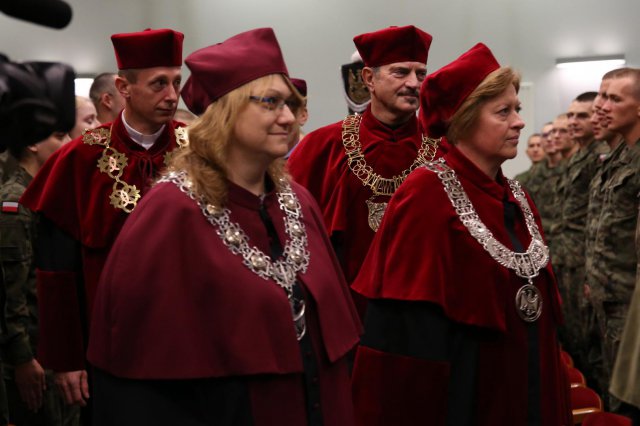 Inauguracja Roku Akademickiego w Akademii Wojsk Lądowych [Foto]