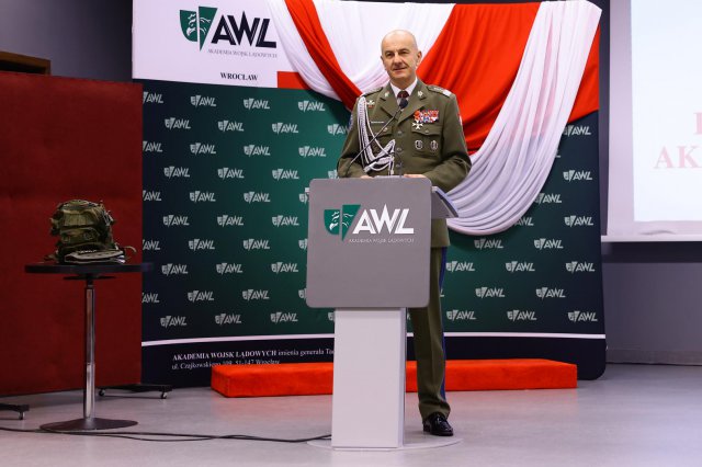 Inauguracja Roku Akademickiego w Akademii Wojsk Lądowych [Foto]