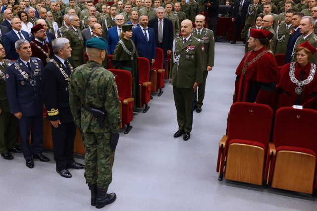 Inauguracja Roku Akademickiego w Akademii Wojsk Lądowych [Foto]