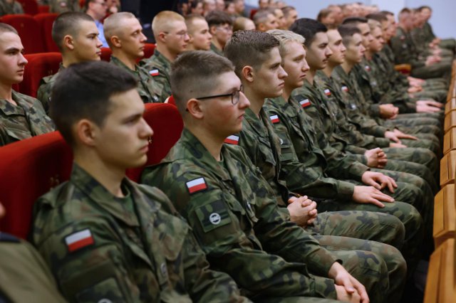 Inauguracja Roku Akademickiego w Akademii Wojsk Lądowych [Foto]