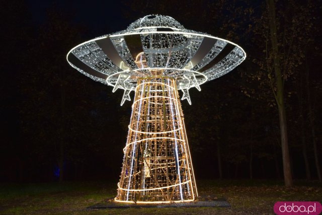 Powraca park iluminacji w Zamku Topacz. Tegoroczna tematyka to Tajemnicze Ogrody [Foto, Wideo, Cennik, Jak dojechać]