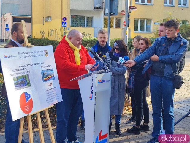 Pan po prostu kłamał. Prezes MPK odniósł się do nieprawdziwych słów wojewody Obremskiego. Zaprezentowano również 25. tramwaj Moderus Gamma [Foto]