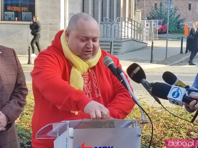 Pan po prostu kłamał. Prezes MPK odniósł się do nieprawdziwych słów wojewody Obremskiego. Zaprezentowano również 25. tramwaj Moderus Gamma [Foto]