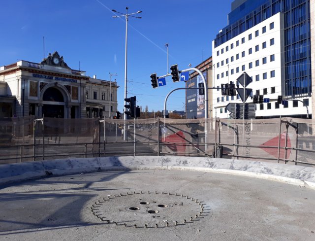 Rozpoczął się remont fontanny na pl. Orląt Lwowskich. Zobacz, co się zmieni