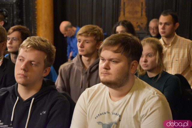 PiS jest partią czysto lewicową. Łukaszenka to facet o mentalności dyrektora PGR-u. Spotkanie z Januszem Korwinem-Mikke [Foto]