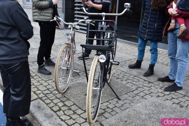 Podsumowano kampanię W kółko kręcę. Wrocławianie dojechaliby na Księżyc! [Foto]