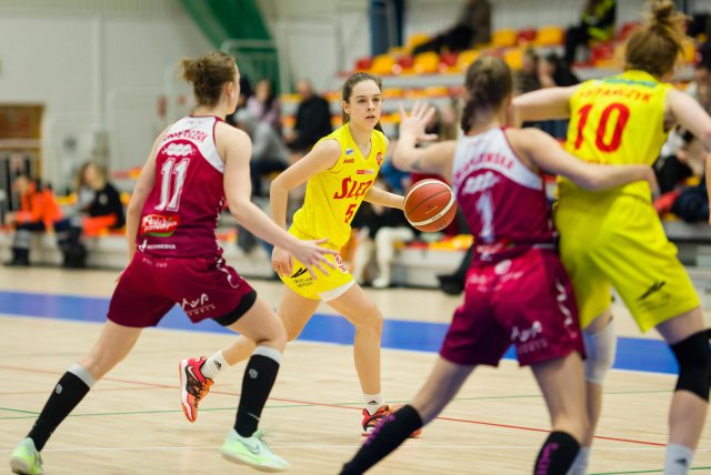 Ślęza bez problemów pokonuje Basket 25 Bydgoszcz