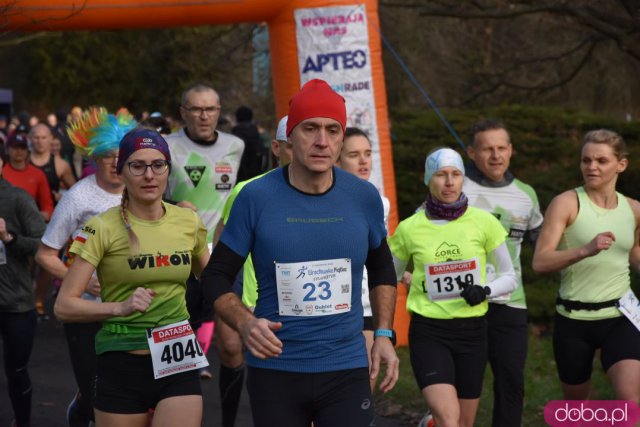 Ponad 500 osób na starcie Sylwestrowego Biegu! Wrocławska Dycha i Piątka za nami [DUŻO ZDJĘĆ]