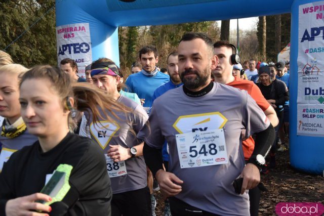 Ponad 500 osób na starcie Sylwestrowego Biegu! Wrocławska Dycha i Piątka za nami [DUŻO ZDJĘĆ]