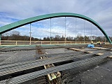 Trwa zbrojenie mostu nad Oławą. To przeprawa w ciągu budowanej Alei Wielkiej Wyspy [Foto]