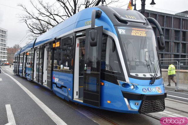 Tramwaj przejechał przez nowe Mosty Pomorskie. Kiedy otwarcie? [Zobacz Foto i Wideo z przejazdu]