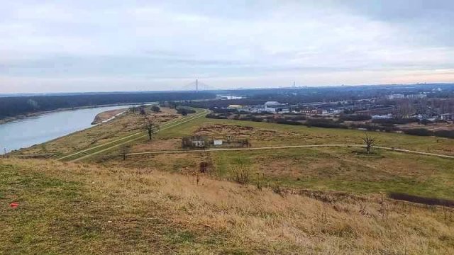 Rusza budowa ciągu pieszo-rowerowego na Maślicach [Szczegóły]