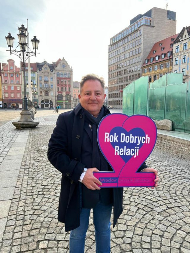 Wrocław już od 12 miesięcy dba o życzliwość, bliskość i dobre relacje [Szczegóły, Foto]