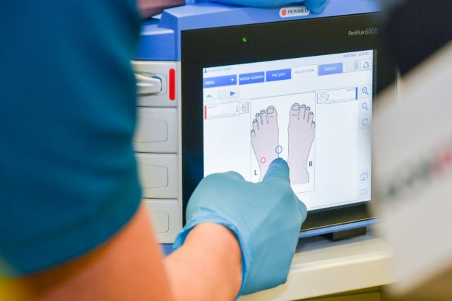 Nowe urządzenie diagnostyczne w USK. Jest niezbędne w leczeniu stopy cukrzycowej [Foto]